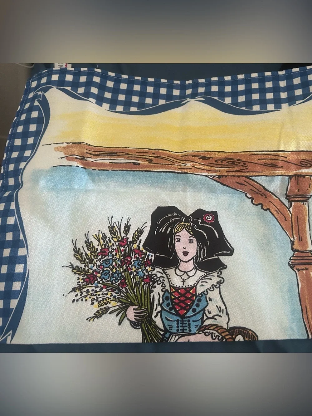 Accent traditional Alsatian-Astridel motif kitchen tea towel!